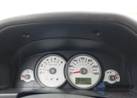 2005 Ford Escape Xlt из США, поврежденный, VIN 1FMYU03Z85KB50768